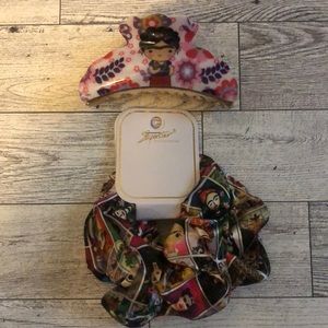 Frida Kahlo Plastic Floral & Gold Hair Clip & 2 Silky Scrunchies Hair Ties Set
